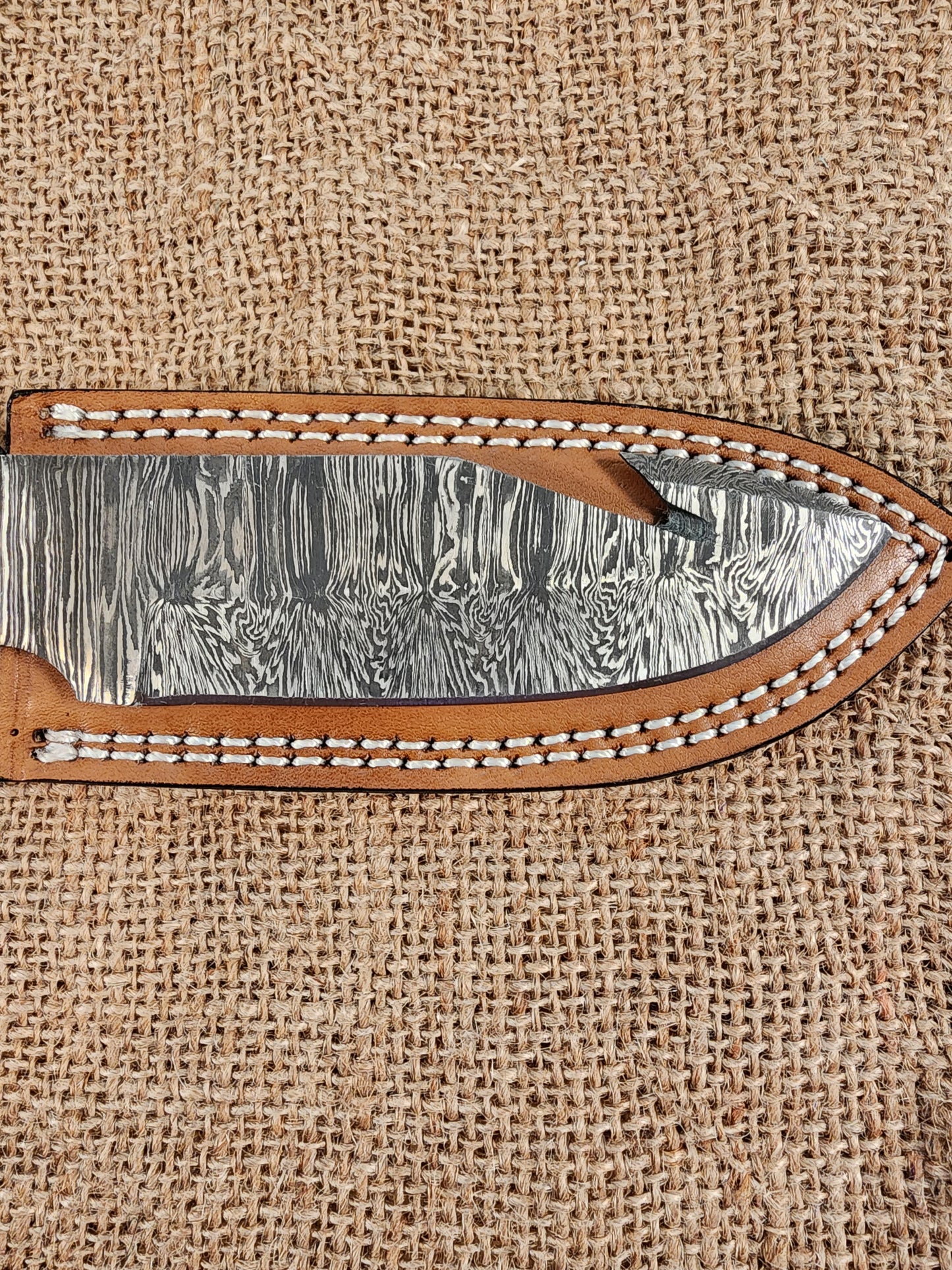 5" Damascus Gut Hook #118