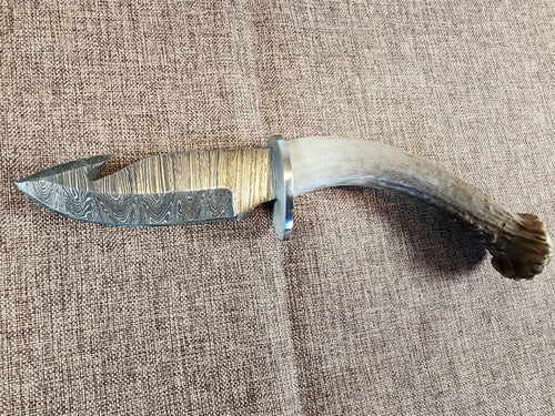 4" Damascus Gut Hook A07