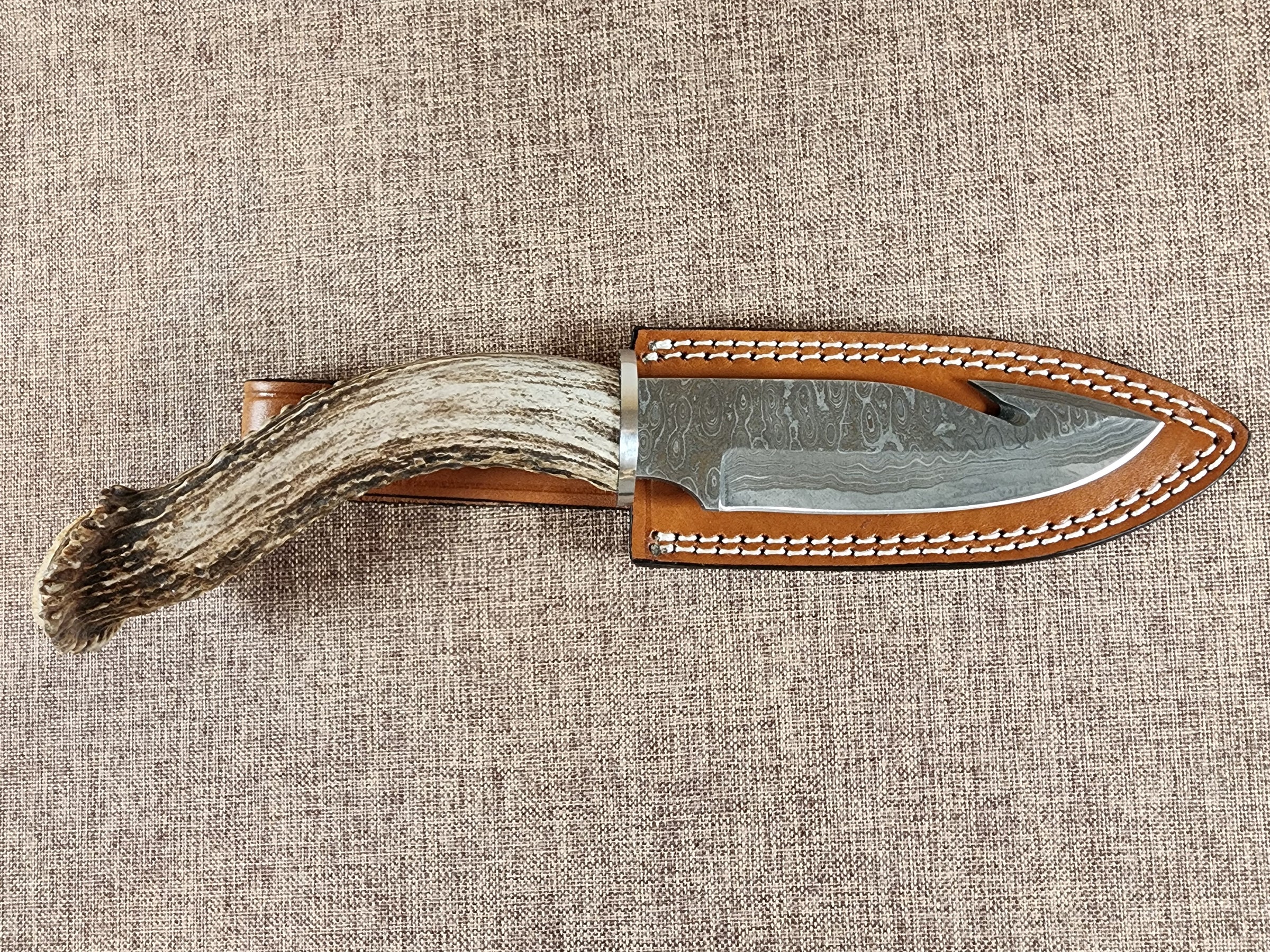 5" Damascus Gut Hook #03