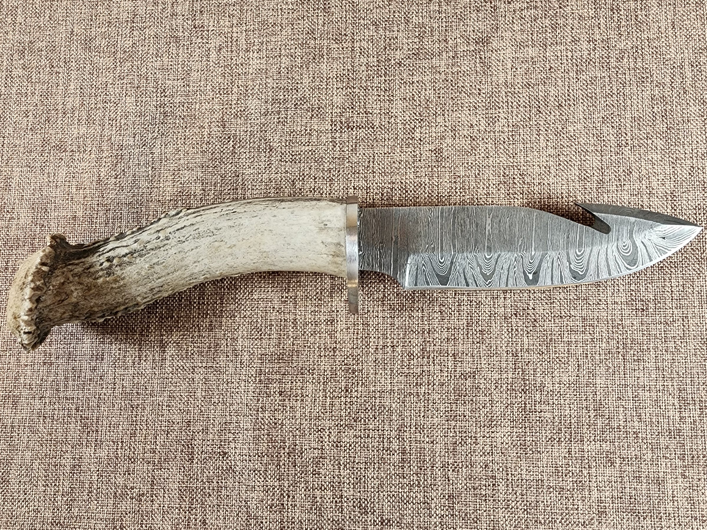 5" Damascus Gut Hook #09