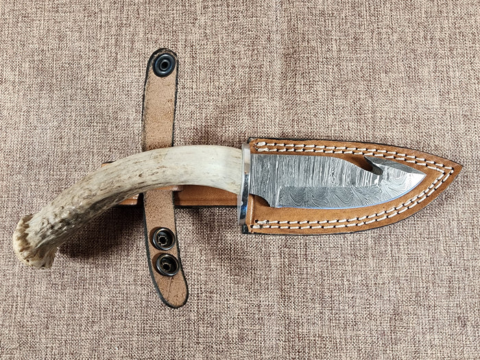 4" Damascus Gut Hook A07