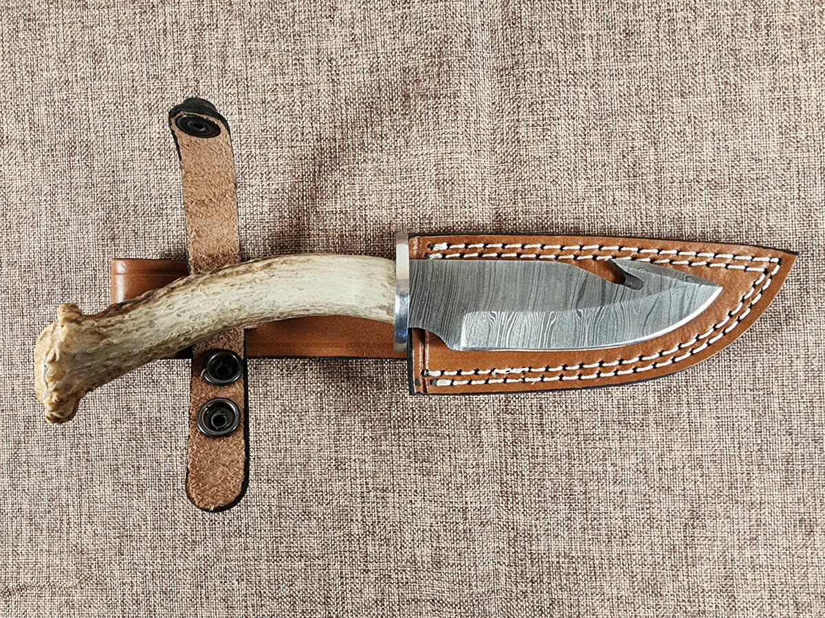 4" Damascus Gut Hook A05